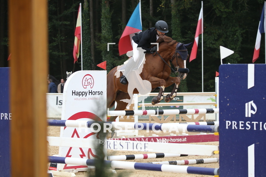 DL2Q3757 | Willkommen bei Brunnmayr - Design & Fotografie – Ihrem Spezialisten für Reitturniere und Pferdeveranstaltungen in Oberösterreich, Salzburg und Bayern! Seit über 17 Jahren sind wir leidenschaftlich dabei.