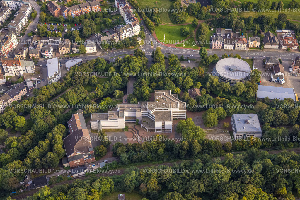 Hagen230903924 | Luftbild, Rundturnhalle an der Gesamtschule Haspe, Haspe, Hagen, Ruhrgebiet, Nordrhein-Westfalen, Deutschland