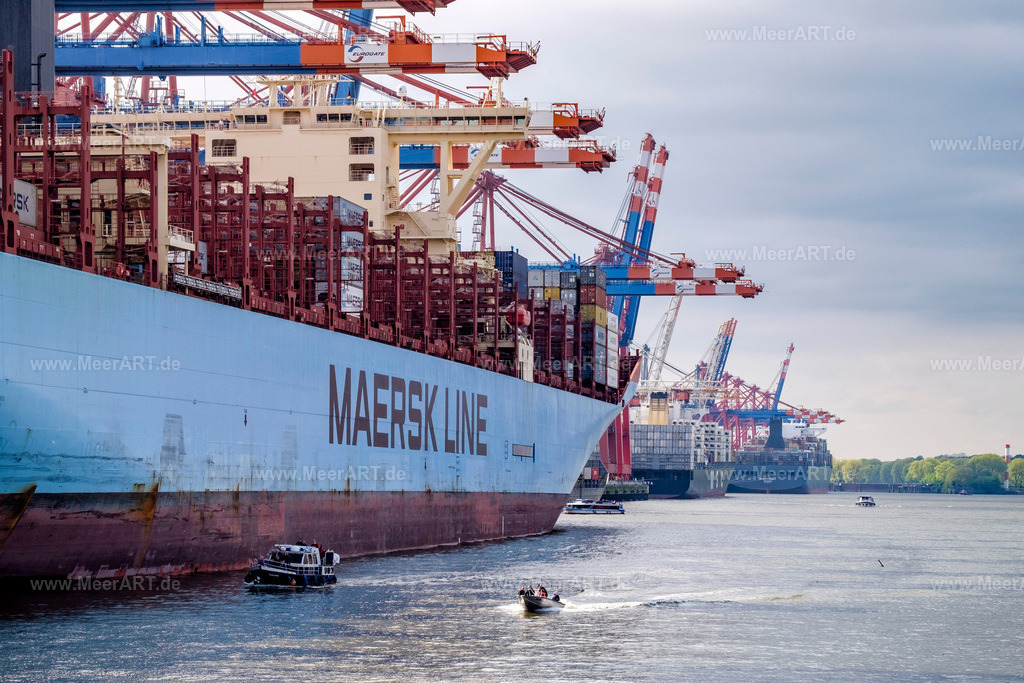 Hamburger Hafen | Containerschiffe am Containerterminal EUROGATE im Hamburger Hafen - Realisiert mit Pictrs.com