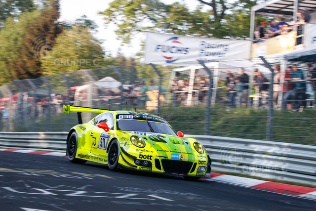 24hNbr18_0087559MBO_JS | Manthey-Racing, Porsche 911 GT3 R (911), Kevin Estre (F), Romain Dumas (F), Laurens Vanthoor (B), Earl Bamber (NZ), Nürburgring 2018 - Realisiert mit Pictrs.com
