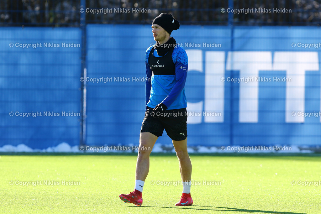 NH_HolsteinKiel_Training_19022025 | #20 Fiete Arp (Holstein Kiel)Fußball I Herren I Training I Saison 2024-2025 I Holstein Kiel I 19.02.2025 I Citti-Fußballpark