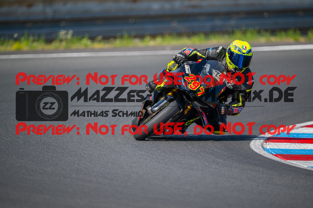 MaZZes-Fotomatrix-20260805-526522 | OPEN