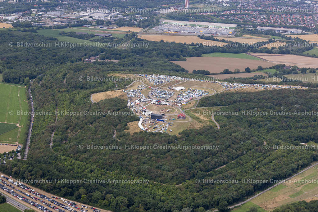 Lufbilder Neukirchen-Vlyn-5642 | Musik- Konzert " Dong Open Air " auf der Freilichtbühne in Neukirchen-Vluyn im Bundesland Nordrhein-Westfalen, Deutschland - Realisiert mit Pictrs.com