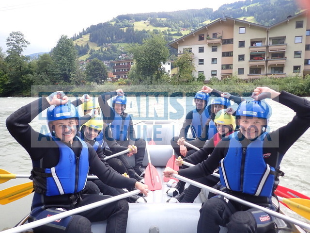 P7140130 | Bestelle die Bilder deines Berg- oder Wasser-Abenteuers mit Mountain Sports bequem von zu Hause aus direkt über unseren Online Fotoshop von pictrs.com. - Realisiert mit Pictrs.com