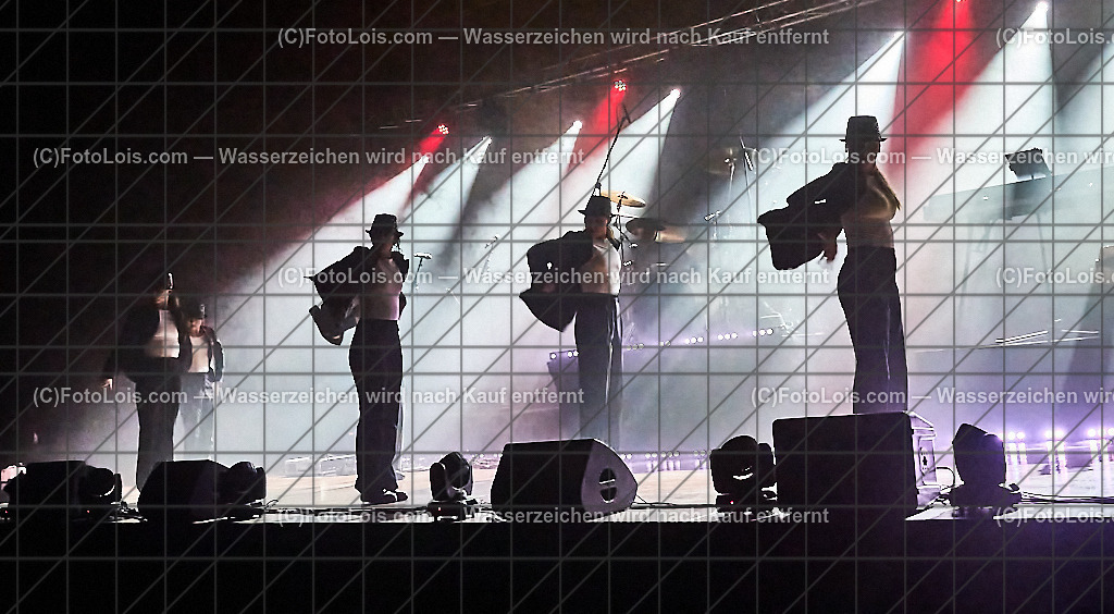 ALP7797_Tribute_Michael Jackson_Wieselburg | (C)FotoLois.com, Alois Spandl.  Michael Jackson Tribute-Konzert im Wieselburger NV-Forum, Mi 30. Oktober 2024.