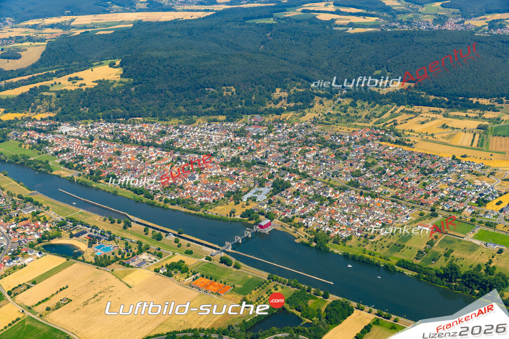 Das Luftbild zeigt :  Kleinwallstadt - Die Luftaufnahme wurde 2023 vom UL-Flugzeug aus erstellt ( keine Drohne ) - Hochauflösende Luftaufnahme - Für grossformatige Ausdrucke geeignet. Die Geschenkidee !Mit Lizenz und Bildrechte bestellbar
