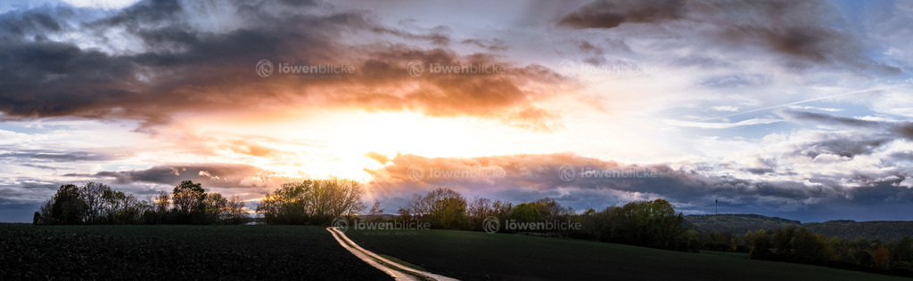 Sonnenuntergang  vom Hungerberg bei Türkheim aus | löwenblicke | shop