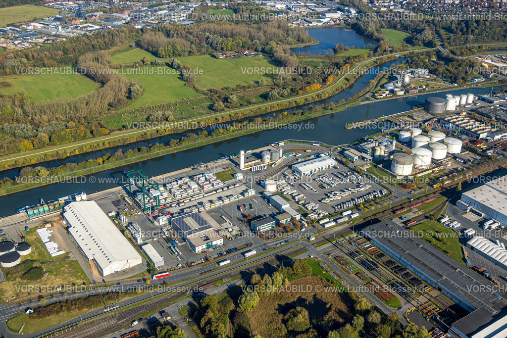 Hamm241015465 | Luftbild, Hammer Hafen am Datteln-Hamm-Kanal, Firma Lanfer Logistik, Maxi Terminal, Hafenstraße, Verladung von Flüssigkeits Containern, Hamm, Ruhrgebiet, Nordrhein-Westfalen, Deutschland