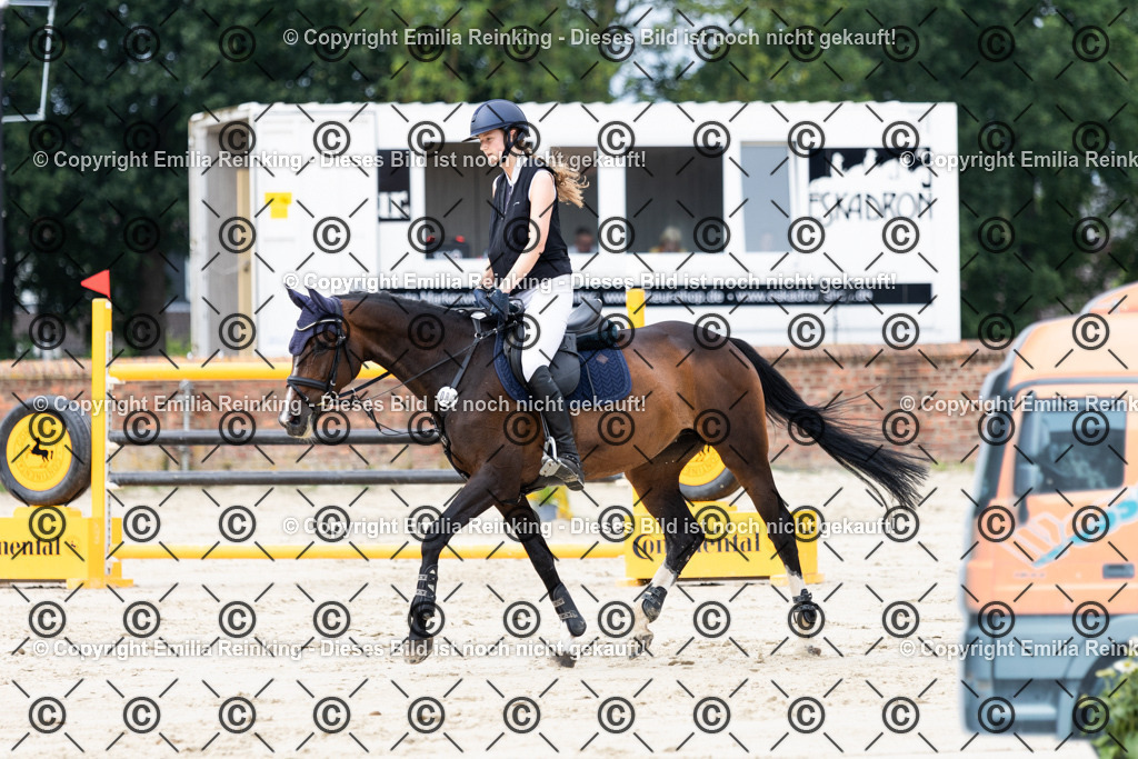 CL5A8018 | Emilia Reinking Fotografie - Realisiert mit Pictrs.com