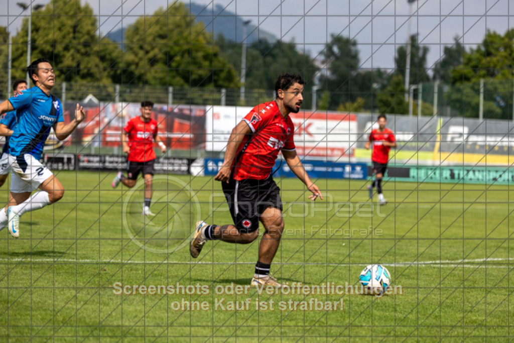 20250816_151306_0556 | #,1.Göppinger SV (rot) vs. FSV 08 Bietigheim-Bissingen (blau), Fußball, Oberliga BW, wfv, 03. Spieltag, Saison 2025/2026, Rasensportplatz Stadion SV Göppingen, Hohenstaufenstr. 116, 73033 Göppingen, 16.08.2025 - 14:00 Uhr,Foto: PhotoPeet-Sportfotografie/Peter Harich