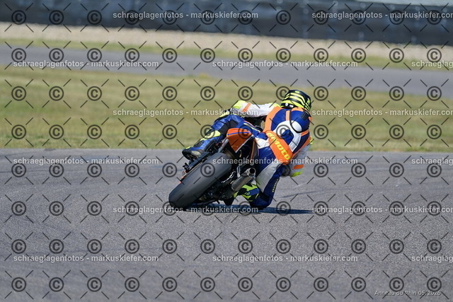 26BT01-1656 | 272 - Realisiert mit Pictrs.com