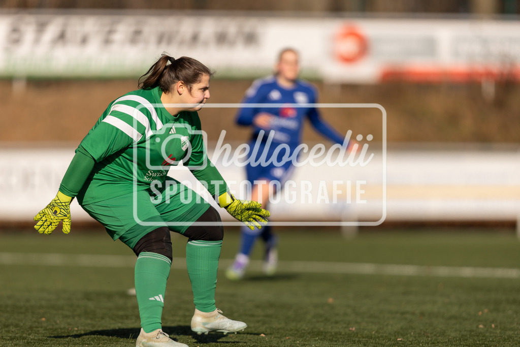 Fußball I Frauen I Saison 2025-2026 I Testspiel I BW Hollage - DSC Arminia Bielefeld I 15.02.2026-090 | Nadine Poll (21, BW Hollage) - Realisiert mit Pictrs.com