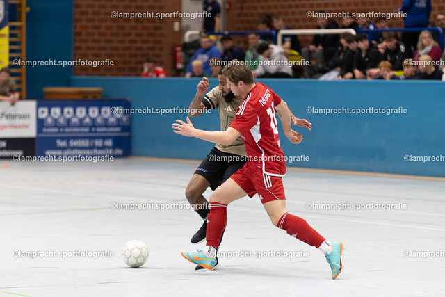 Fußball I Herren I Saison 2025-2026 I Solarstrom-Cup I Vorrunde I 03.01.2026.238 | TuS Tensfeld - SV WahlstedtTuS Tensfeld - SV Wahlstedt - Realisiert mit Pictrs.com