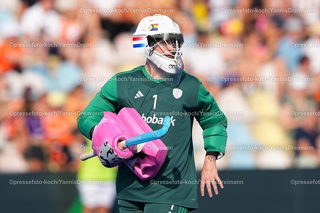 xydrx13082503044 | 13.08.2025, xydrx, Frauen EuroHockey Championship 2025, Gruppenphase, Gruppe A, Niederlande - Frankreich, Sparkassenpark Mönchengladbach: Anne Veenendaal (NED #1)