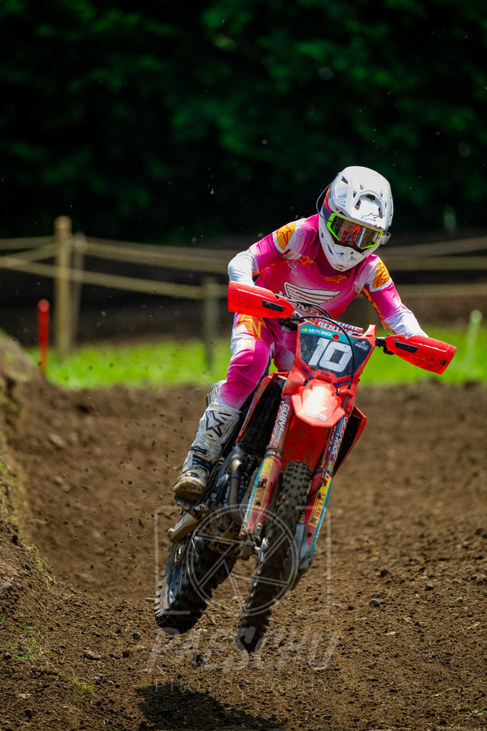MX 2 (415) | Paeschuphoto Shop - Wer nicht sucht der auch nicht findet.Ob Motocrossbilder oder von einem besuchtem Spiel, Hauptsache Action. - Realisiert mit Pictrs.com
