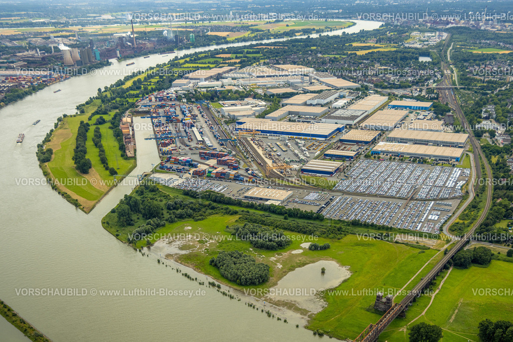Duisburg240704030-West | Luftbild, Duisburg-West, logport I (Eins) Rheinhausen, duisport mit Automobil-Logistik am Fluss Rhein, Friemersheim, Duisburg, Ruhrgebiet, Nordrhein-Westfalen, Deutschland