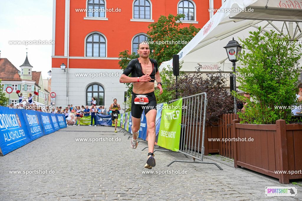 SZI_5586 | Stadttriathlon Erding 2025. #yourpictrs #sportshot_your_pictrs @Sportshotphotography #stadttriathlonerding Copyright: www.sportshot.de