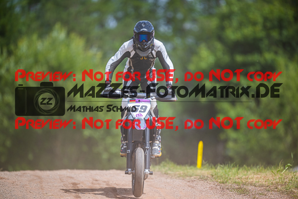 MaZZes_FotoMatrix_220618_3550 | S4