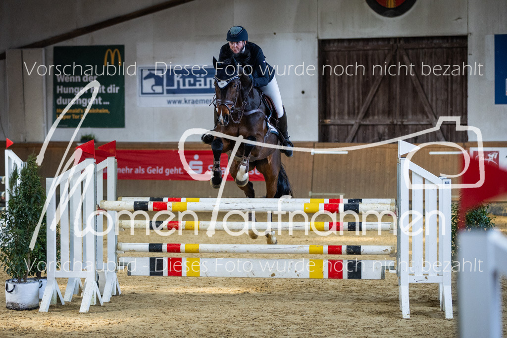 Sth-LPO25-L-Spr-018 | MomenTaufnahmen Pferdesportfotos