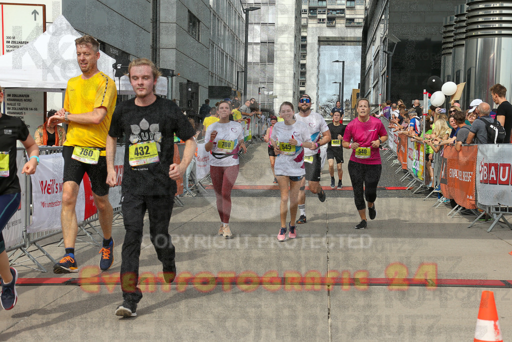 250920_1334_EX1_5569 | Sportfotografie im Rhein-Sieg Kreis, Köln, Bonn, NRW, Rheinland Pfalz, Hessen, etc. Unser Tätigkeitsfeld umfasst den Laufsport vom Volkslauf über den Marathon, Duathlon, Triathon bis zum Ultralauf wie Kölnpfad Ultra oder Schindertrail.