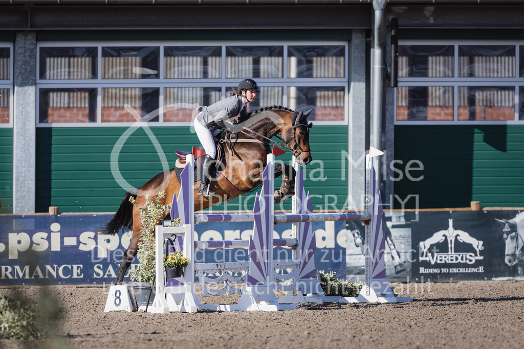 230411_Mühlen_04SprPf-L-476 | Deine schönsten Turniermomente als professionelle Fotos! Entdecke hochwertige Pferdesport-Fotografie im Online-Shop. Jetzt Fotos finden & bestellen!