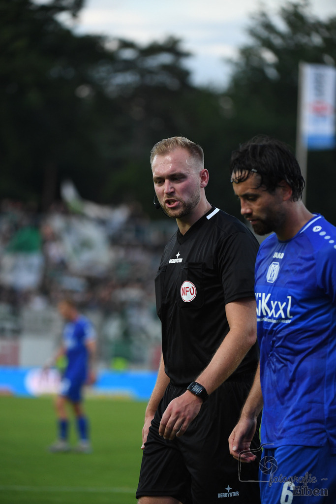 SV Meppen-VfB Lübeck | Herren Regionalliga Nord; SV Meppen (blau)-VfB Lübeck (weiß) am 01.08.2025 in Meppen (Hänsch-Arena), Photo: Philip Eiben 2025 - Realisiert mit Pictrs.com