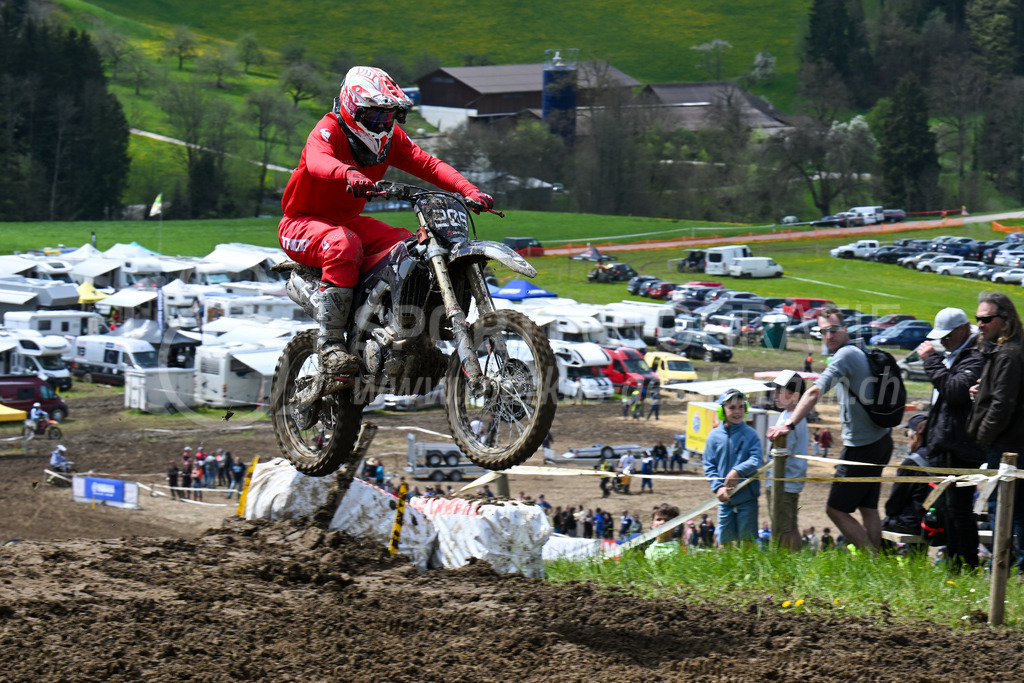 Motocross Schlatt bei Winterthur - 29. April 2023 | #205 Horvath Mark aus Kaiseraugst (CH) auf Honda in der Kategorie Hobby Open am Motocross Schlatt bei Winterthur, 29. April 2023.
Instagram: @mx_schlatt | @mc_wila | @sam_schweiz
Bild: Sportfotografie Markus Aeschimann | www.markus-aeschimann.ch - Realisiert mit Pictrs.com