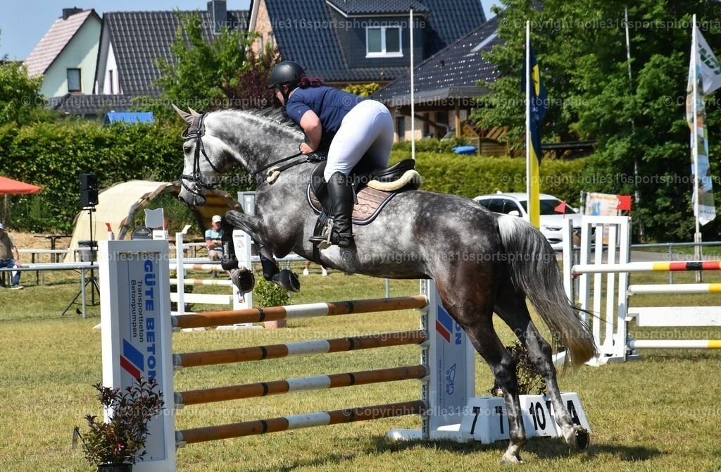 DSC_0265 (2) | Sportfotografie , Motorsport, Motoross, Reitsport, Mointainbike, Enduro,
Landschaft , Outdoor, Eventfotografie, Landschaft, Bilder online bestellen - Realisiert mit Pictrs.com