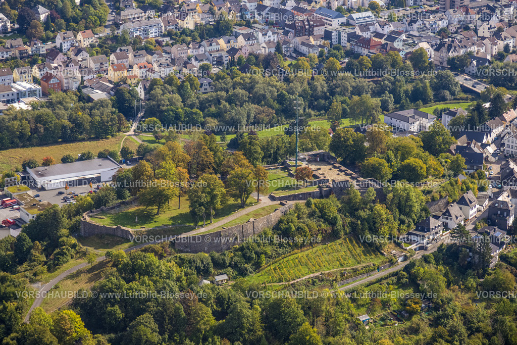 Arnsberg220903373 | Luftbild, Schlossruine, Arnsberg, Sauerland, Nordrhein-Westfalen, Deutschland