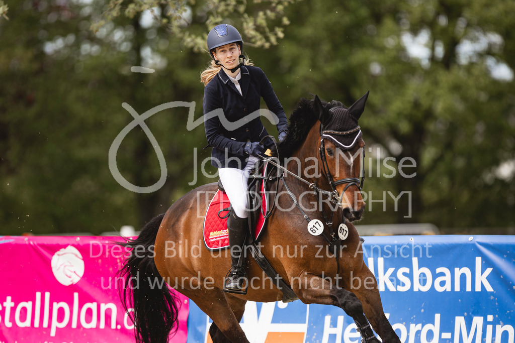 240428_Spenge_M2-Spr-169 | Deine schönsten Turniermomente als professionelle Fotos! Entdecke hochwertige Pferdesport-Fotografie im Online-Shop. Jetzt Fotos finden & bestellen!