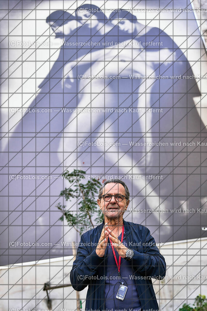 ALP6118_TdBerufsfotografie_Baden_Faber- Koppitz-Bewegungsstudie | (C)FotoLois.com, Alois Spandl, Tage der NÖ Berufsfotografie in Baden, Rundgang durch die Ausstellung Rudolph Koppitz mit Kunsthändler und Galerist Johannes Faber, Fr 6. Oktober 2023.