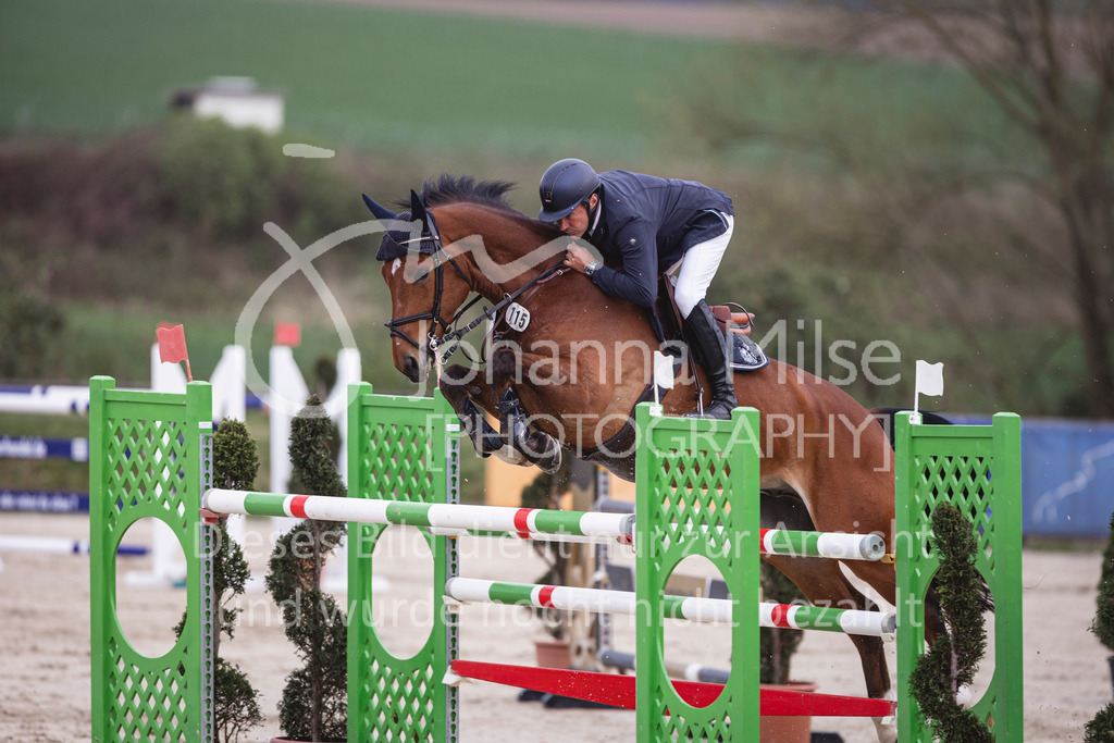 250416_S-Springen-517 | Deine schönsten Turniermomente als professionelle Fotos! Entdecke hochwertige Pferdesport-Fotografie im Online-Shop. Jetzt Fotos finden & bestellen!
