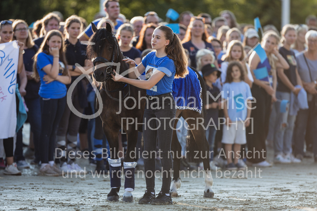 230728_BHO_Showprogramm-595 | Deine schönsten Turniermomente als professionelle Fotos! Entdecke hochwertige Pferdesport-Fotografie im Online-Shop. Jetzt Fotos finden & bestellen!