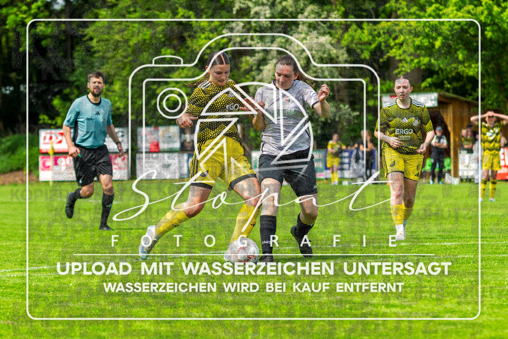 Kreisliga Damen HK/CE - SG Fulde vs. SG Nordheide | Klara Joany Karnatz (SG Fulde#17), SG Nordheide; Kreisliga Damen HK/CE - SG Fulde vs. SG Nordheide am 10.05.26 in Fulder Zentralstadion, Fulde - Realisiert mit Pictrs.com