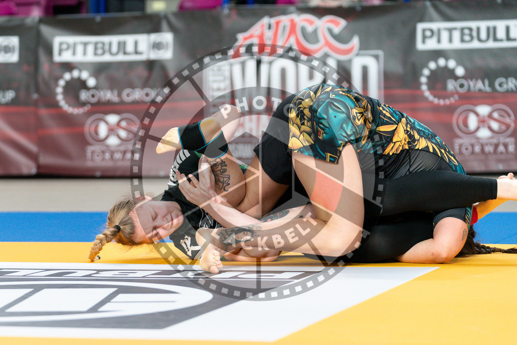 20250517PBB0400 | Athletes compete during the first day of the ADCC Amateur World Championship on May 15, 2025 in Warsaw, Poland. © Chiara Dazi / photoblackbelt