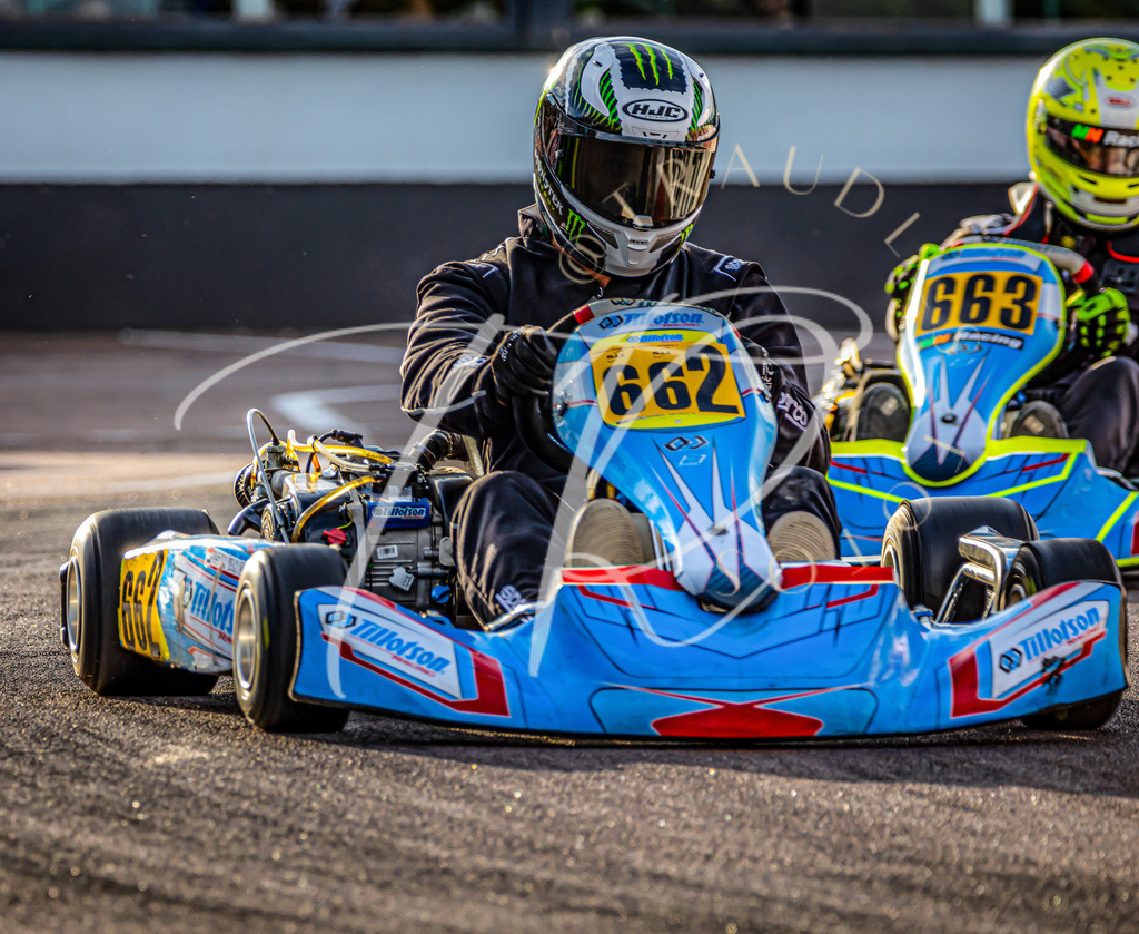 D2493F57-4FA0-4F48-B6A4-4FB14433DDCF | traudl_s_fotos