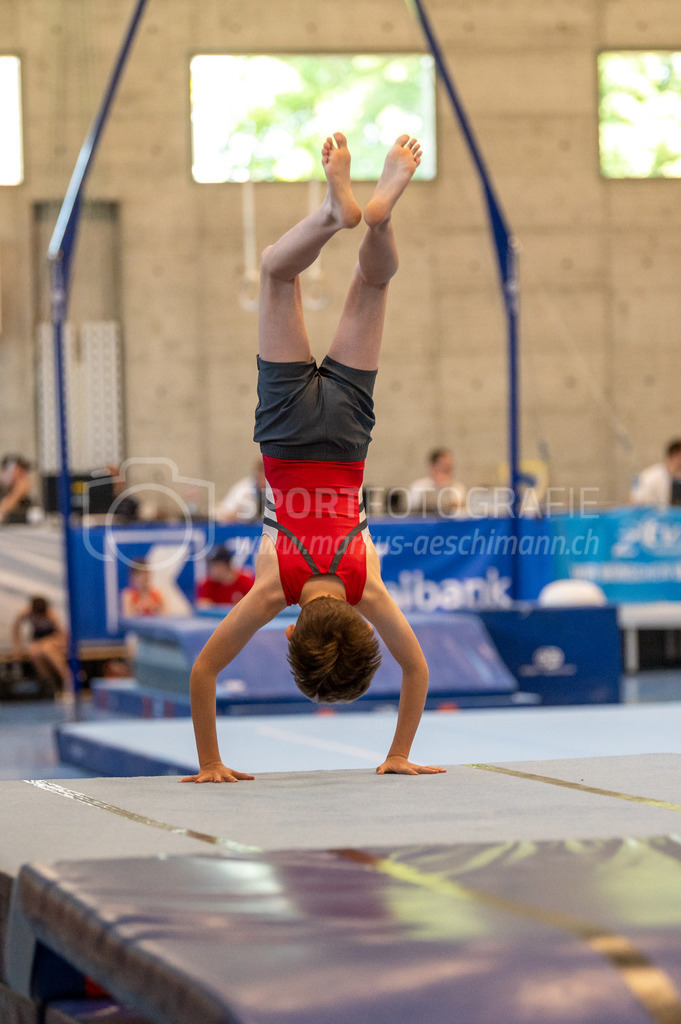 104. Zürcher Kunstturnertage Neftenbach - 15. May 2022 | 104. Zürcher Kunstturnertage Neftenbach
Turnhalle Ebni, Neftenbach
Programm 1 (P1)
Bild: Sportfotografie Markus Aeschimann | www.markus-aeschimann.ch - Realisiert mit Pictrs.com