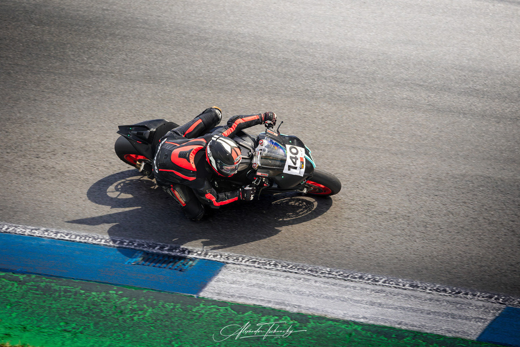 Ducati Trackday Hockenheimring 2026 | Entdecken Sie die faszinierende Welt von Alexander Tschuncky Arts: Kreative Fotografie, atemberaubende Automobilkunst und hochwertiger Bilderdruck. Lassen Sie sich inspirieren! - Realisiert mit Pictrs.com