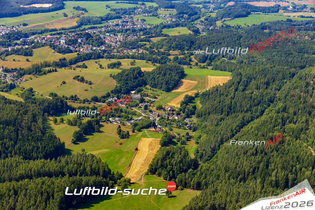 Schöne Luftaufnahme als Geschenk in Buch Föritztal - Die Luftbildaufnahme wurde 2025 vom UL-Flugzeug heraus erstellt ( keine Drohne ) - Hochauflösende Luftaufnahme -Nicht vergleichbar mit Google Maps oder Satelittenbilder- Die Geschenkidee !Mit Lizenz und Bildrechte bestellbar