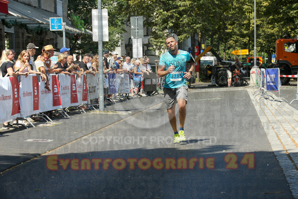 250621_1147_EX1_4023 | Sportfotografie im Rhein-Sieg Kreis, Köln, Bonn, NRW, Rheinland Pfalz, Hessen, etc. Unser Tätigkeitsfeld umfasst den Laufsport vom Volkslauf über den Marathon, Duathlon, Triathon bis zum Ultralauf wie Kölnpfad Ultra oder Schindertrail.