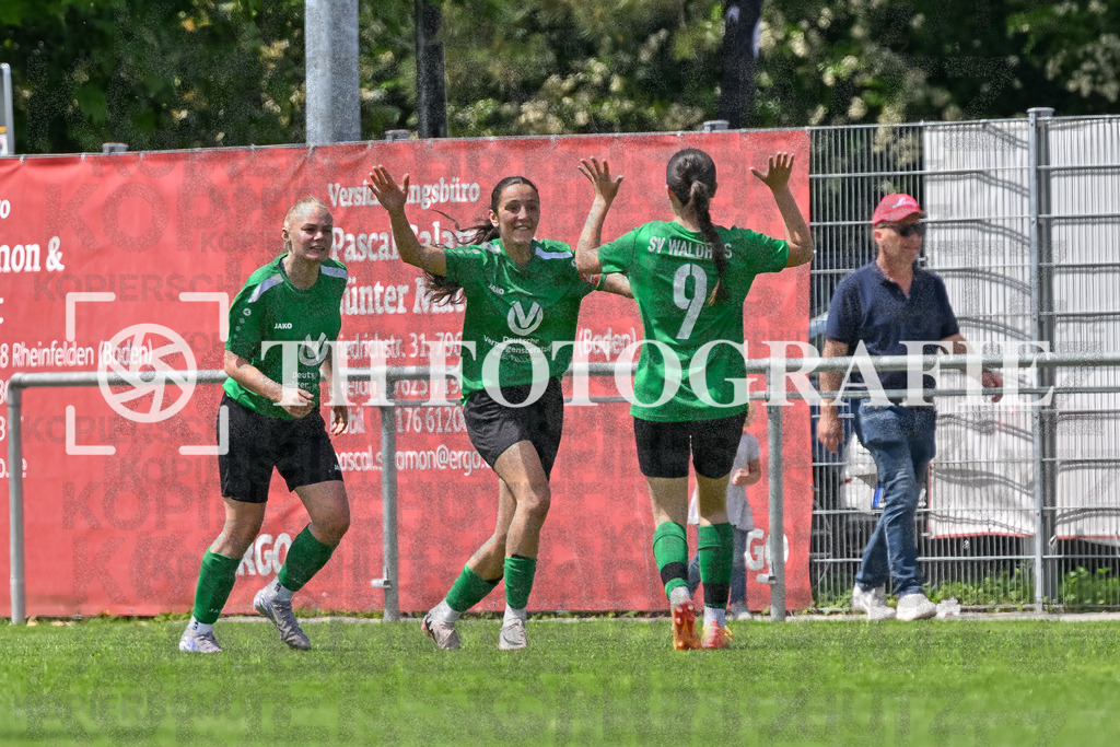 GER, FC Hauingen - SV Waldhaus, Frauen-Fussball, Rothaus Bezirkpokal, Finale, Saison 2024/2025, 29.05.2025 | GER, FC Hauingen - SV Waldhaus, Frauen-Fussball, Rothaus Bezirkpokal, Finale, Saison 2024/2025, 29.05.2025Foto: TH Fotografie/Thomas Hess
