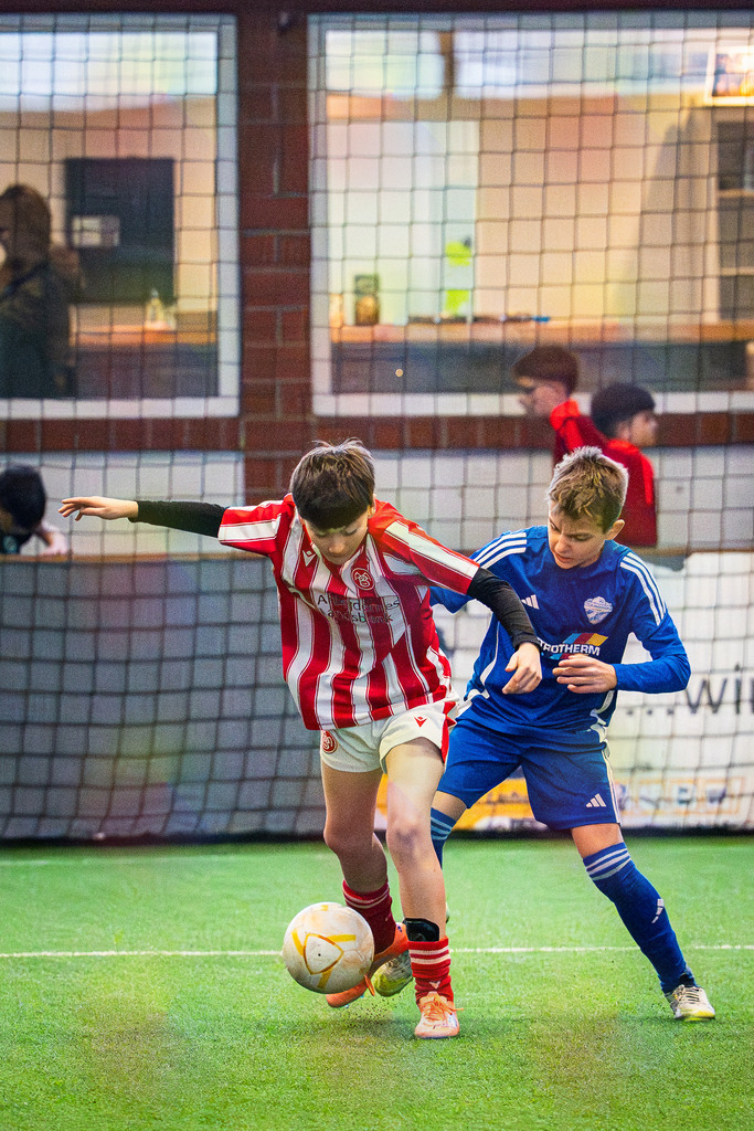_BLR8811 | Professionelle Fußball- und Sportfotografie. Spielbilder online ansehen und kaufen – Einzelbilder oder komplette Galerien in hoher Qualität. - Realisiert mit Pictrs.com