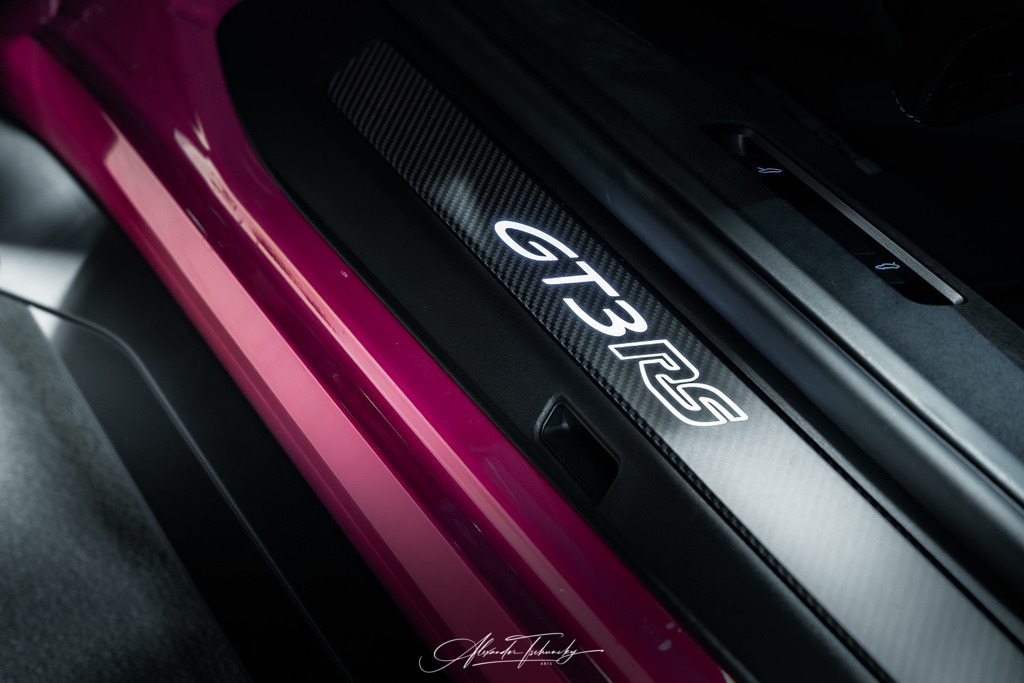 911 GT3 RS Sternrubin Neo | Entdecken Sie die faszinierende Welt von Alexander Tschuncky Arts: Kreative Fotografie, atemberaubende Automobilkunst und hochwertiger Bilderdruck. Lassen Sie sich inspirieren! - Realisiert mit Pictrs.com