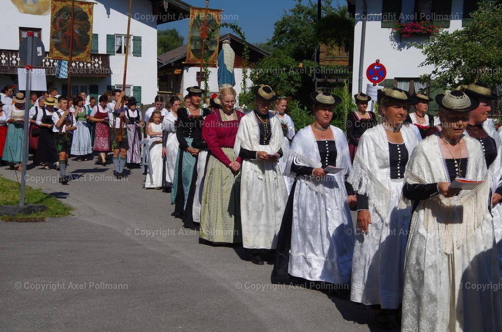 IMGP5419 | fotografiert von Axel PollmannLeonhardi Wallfahrt Benediktbeuern und Murnau, Fronleichnam, Fasching, Landschaft im Loisachtal und Benediktbeuern  - Realisiert mit Pictrs.com