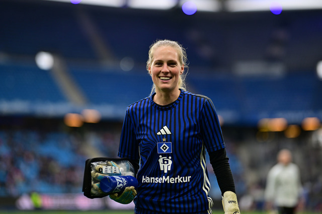 Fußball I Frauen I Saison 2025-2026 I Bundesliga I 10. Spieltag I Hamburger SV - 1. FC Nürnberg I 43776 | Der Sportfotograf. - Realisiert mit Pictrs.com