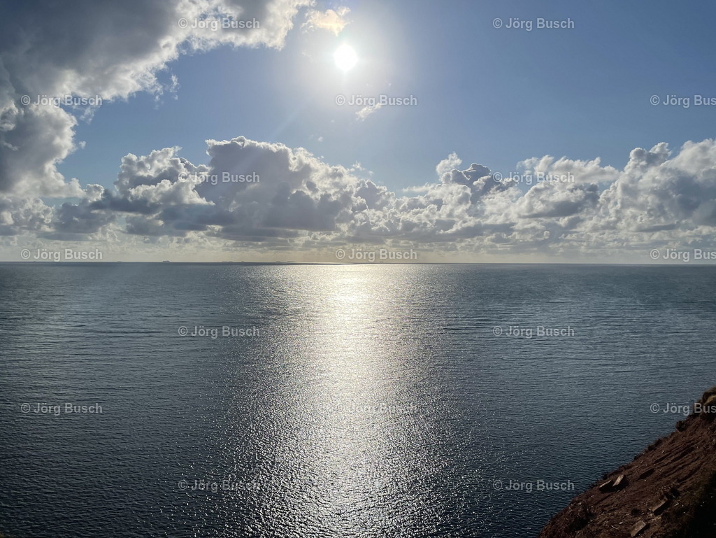 Blick von der Klippe_ Helgoland | Dieser Shop bietet Fotos und Videos aus den Bereichen Fallschirmspringen, Landschaft und Luftbild - Realizzato con Pictrs.com