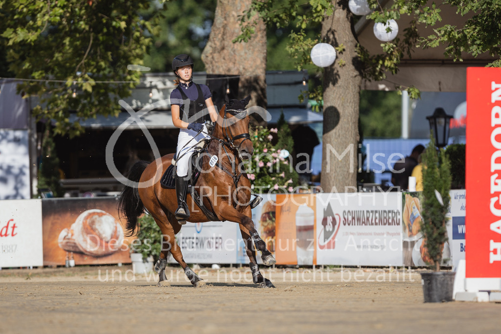 220825_Delbrueck_PonyTrophy-170 | Deine schönsten Turniermomente als professionelle Fotos! Entdecke hochwertige Pferdesport-Fotografie im Online-Shop. Jetzt Fotos finden & bestellen!