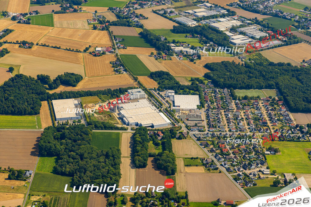 Luftbild Vs Google Maps  Ostkilver  Rödinghausen -Das Luftbild wurde 2025 vom UL-Flugzeug heraus erstellt ( keine Drohnenluftbilder ) - Hochauflösende Luftaufnahme -Nicht vergleichbar mit Google Maps oder Satelittenbilder- Die Geschenkidee !Mit Lizenz und Bildrechte bestellbar