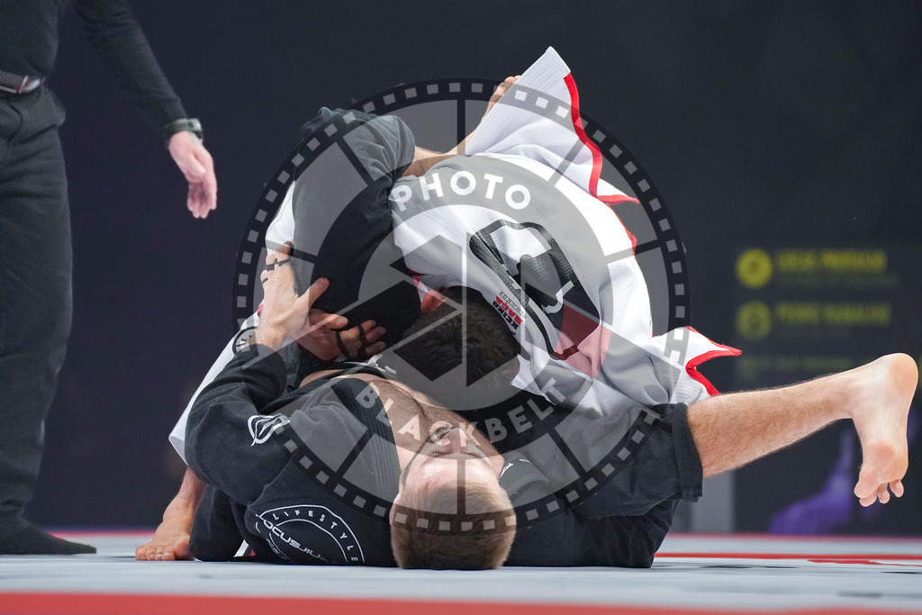 20231110PBB1994 | Fighters compete during the AJP World Professional Championship blackbelt finals in the Mubadala Arena in Abu Dhabi, Arab United Emirates, on November 10, 2023.