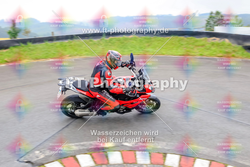 _TCM3172 | Hier findet Ihr Bilder von Touristenfahrten auf der Nürburgring Nordschleife oder von anderen Veranstaltungen die ich besucht habe. Viel Spass beim Durch Schauen 